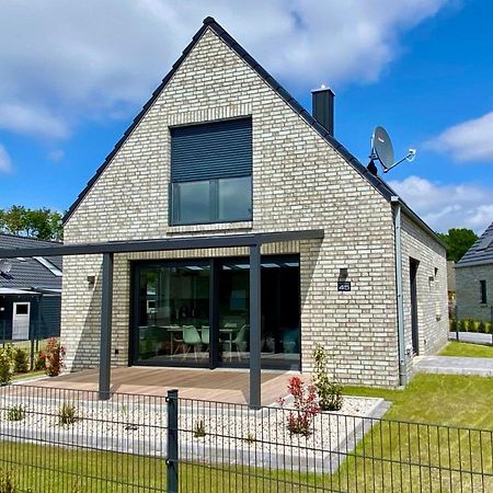 Ferienhaus Seestern Am Harkebruegger See Mit Sauna Und Kamin Barssel  外观 照片