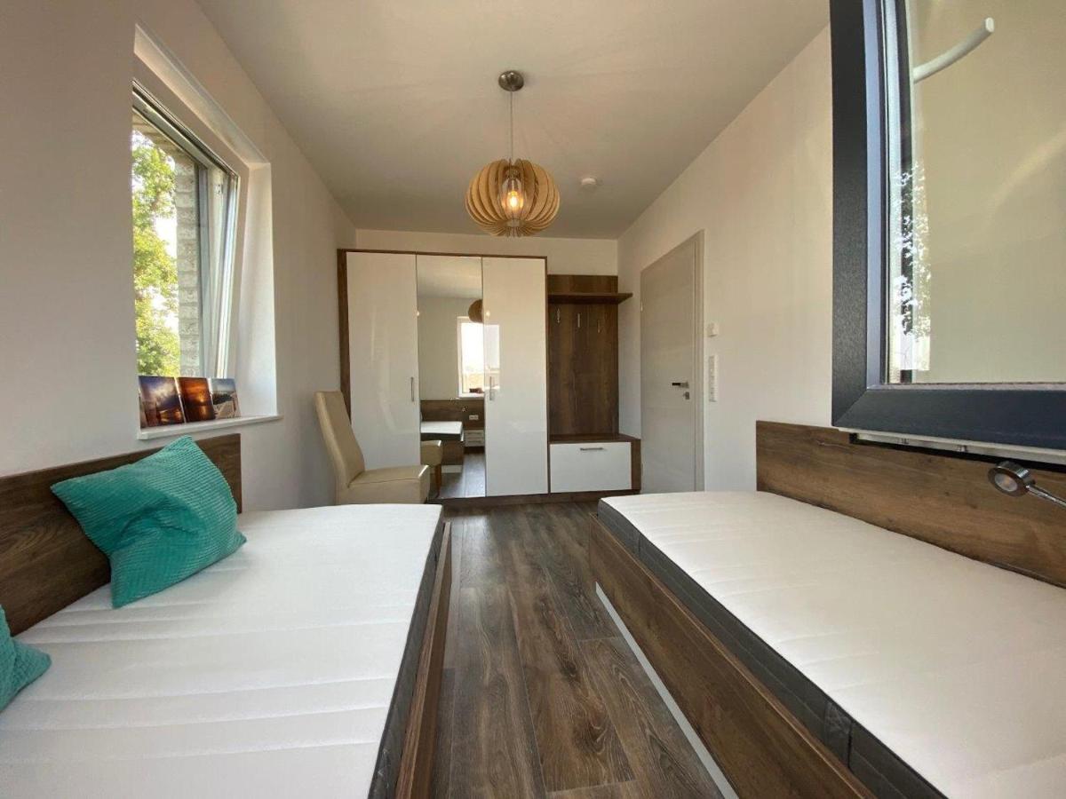 Ferienhaus Seestern Am Harkebruegger See Mit Sauna Und Kamin Barssel  外观 照片