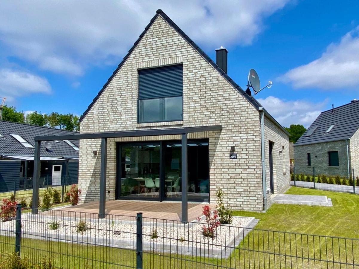 Ferienhaus Seestern Am Harkebruegger See Mit Sauna Und Kamin Barssel  外观 照片