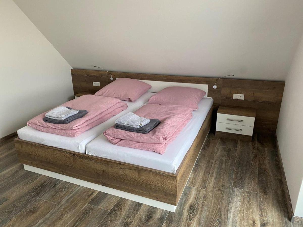 Ferienhaus Seestern Am Harkebruegger See Mit Sauna Und Kamin Barssel  外观 照片